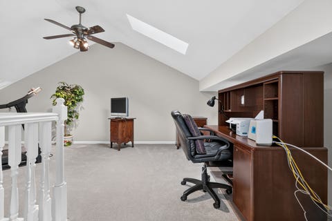 Tiny photo for 640 Walnut Oaks Drive, Roselle, IL 60172 (MLS # 12722184)
