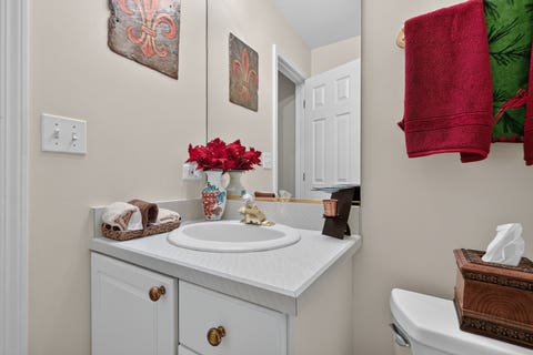 Tiny photo for 640 Walnut Oaks Drive, Roselle, IL 60172 (MLS # 12722184)