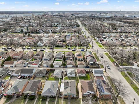 Tiny photo for 3539 Sunset Lane, Franklin Park, IL 60131 (MLS # 12637470)