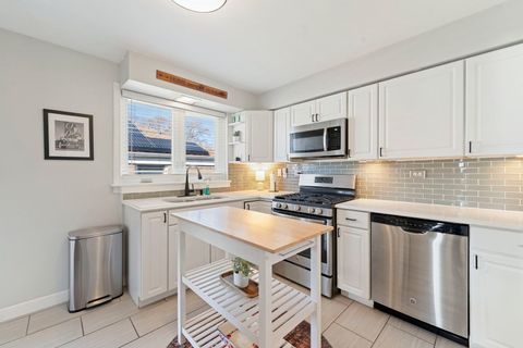 Tiny photo for 3539 Sunset Lane, Franklin Park, IL 60131 (MLS # 12637470)
