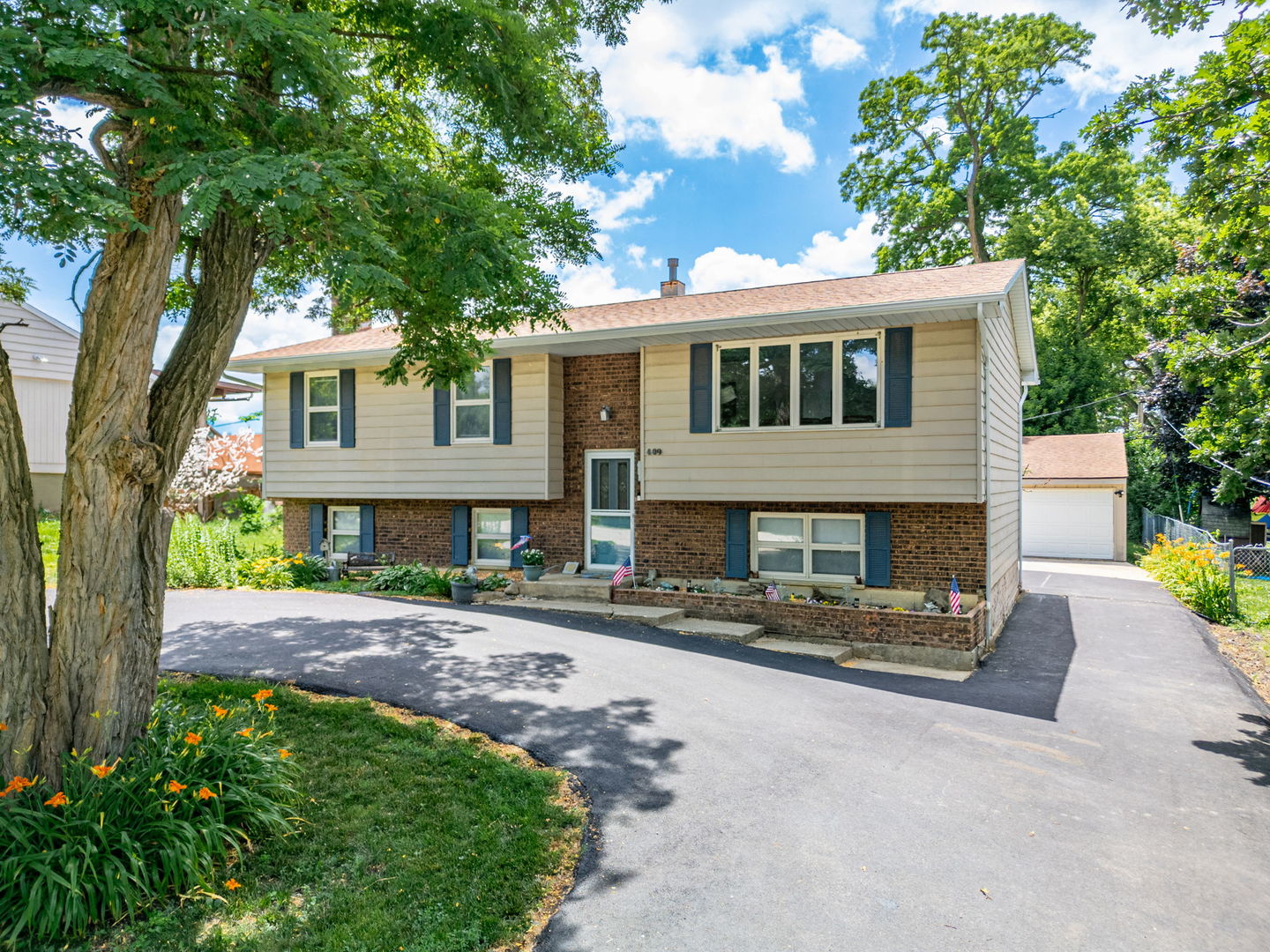409 Maplewood Drive