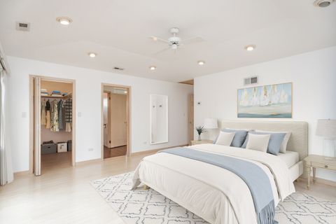 Tiny photo for 4621 N Anthon Avenue, Chicago, IL 60656 (MLS # 12524292)