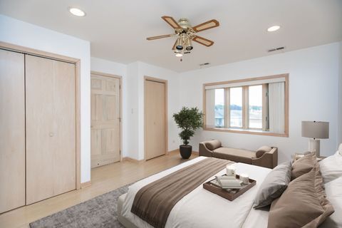 Tiny photo for 4621 N Anthon Avenue, Chicago, IL 60656 (MLS # 12524292)