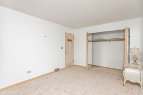 Tiny photo for 4621 N Anthon Avenue, Chicago, IL 60656 (MLS # 12524292)