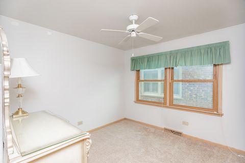 Tiny photo for 4621 N Anthon Avenue, Chicago, IL 60656 (MLS # 12524292)