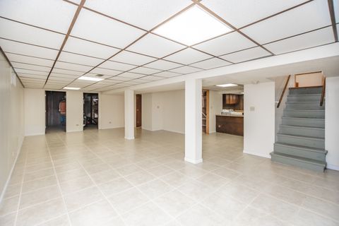 Tiny photo for 4621 N Anthon Avenue, Chicago, IL 60656 (MLS # 12524292)