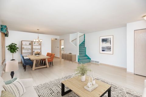 Tiny photo for 4621 N Anthon Avenue, Chicago, IL 60656 (MLS # 12524292)