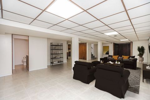 Tiny photo for 4621 N Anthon Avenue, Chicago, IL 60656 (MLS # 12524292)