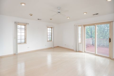 Tiny photo for 4621 N Anthon Avenue, Chicago, IL 60656 (MLS # 12524292)
