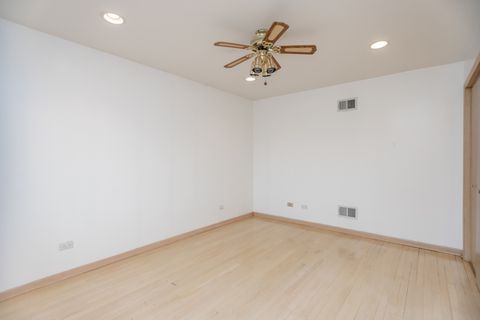 Tiny photo for 4621 N Anthon Avenue, Chicago, IL 60656 (MLS # 12524292)