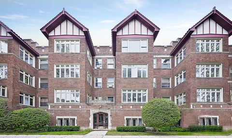 Photo of 6806 S Crandon Avenue #2, Chicago, IL 60649 (MLS # 12179247)