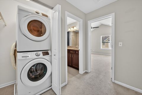 Tiny photo for 862 W Chase Lane, Palatine, IL 60067 (MLS # 12670518)