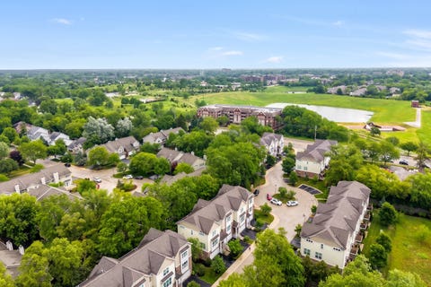 Tiny photo for 862 W Chase Lane, Palatine, IL 60067 (MLS # 12670518)