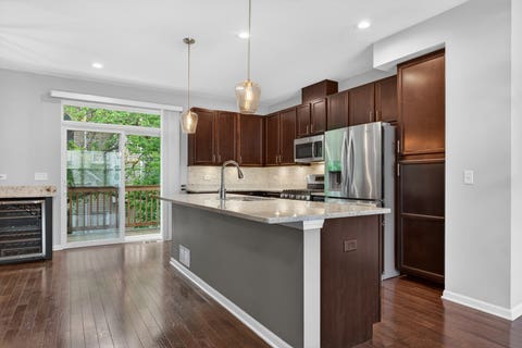 Tiny photo for 862 W Chase Lane, Palatine, IL 60067 (MLS # 12670518)