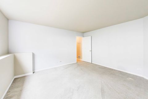 Tiny photo for 551 Cary Woods Circle, Cary, IL 60013 (MLS # 12629062)