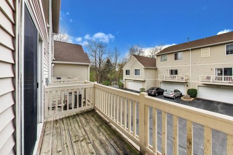 Tiny photo for 551 Cary Woods Circle, Cary, IL 60013 (MLS # 12629062)