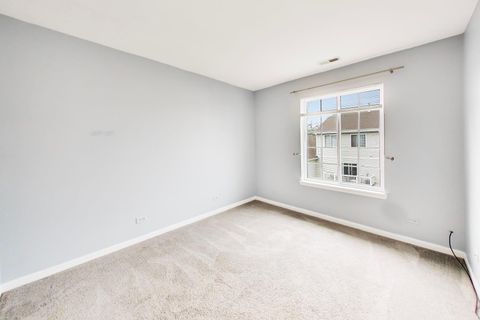Tiny photo for 551 Cary Woods Circle, Cary, IL 60013 (MLS # 12629062)