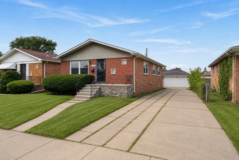 Tiny photo for 272 Madison Avenue, Calumet City, IL 60409 (MLS # 12731925)