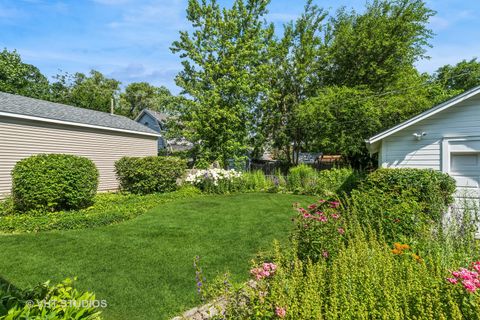 Tiny photo for 1620 Hyde Park Avenue, Waukegan, IL 60085 (MLS # 12464047)