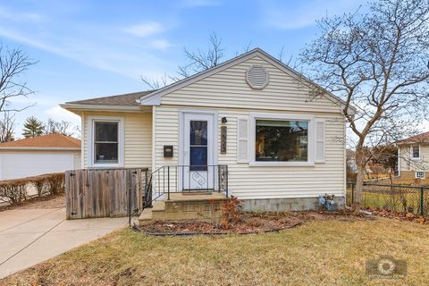 Photo of 1523 N May Street, Joliet, IL 60435 (MLS # 12578140)