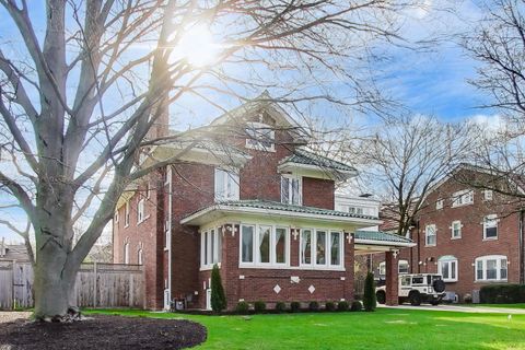 Tiny photo for 823 Jackson Avenue, River Forest, IL 60305 (MLS # 12609546)