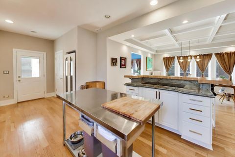 Tiny photo for 823 Jackson Avenue, River Forest, IL 60305 (MLS # 12609546)