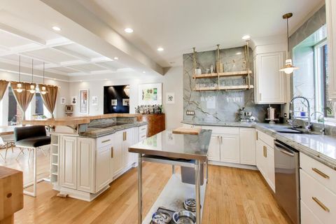 Tiny photo for 823 Jackson Avenue, River Forest, IL 60305 (MLS # 12609546)