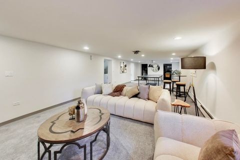 Tiny photo for 823 Jackson Avenue, River Forest, IL 60305 (MLS # 12609546)