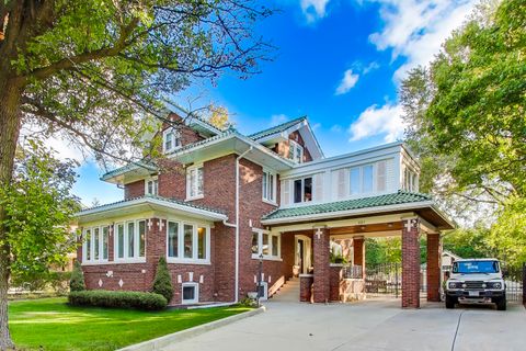 823 Jackson Avenue River Forest IL 60305