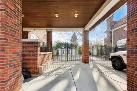 Tiny photo for 823 Jackson Avenue, River Forest, IL 60305 (MLS # 12609546)