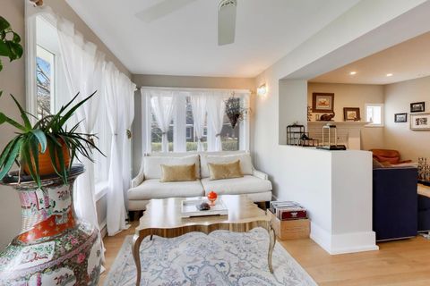 Tiny photo for 823 Jackson Avenue, River Forest, IL 60305 (MLS # 12609546)