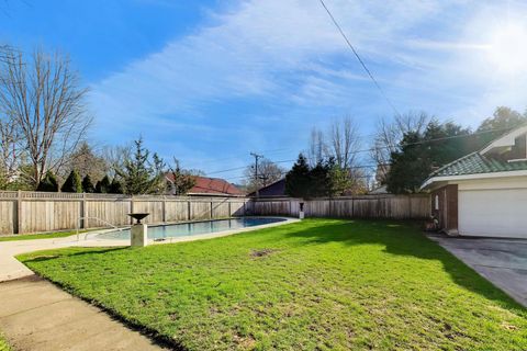 Tiny photo for 823 Jackson Avenue, River Forest, IL 60305 (MLS # 12609546)