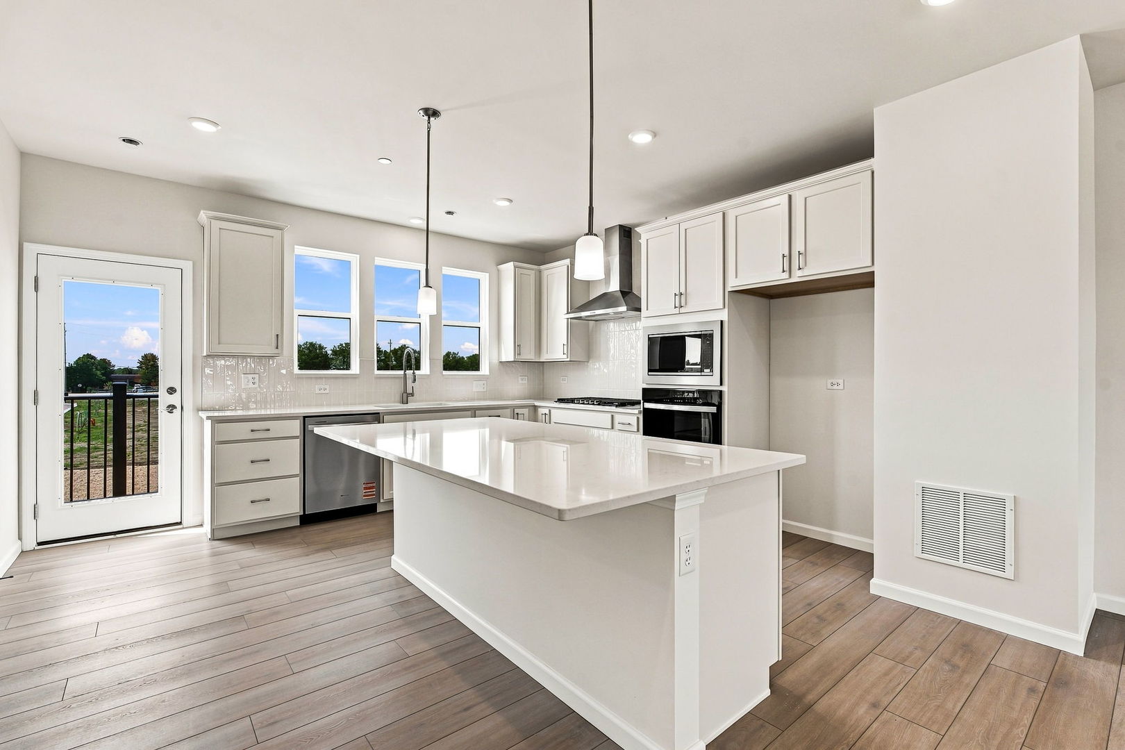 1710 Espacio Drive 3005