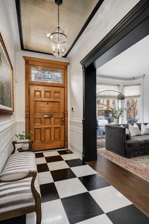 Tiny photo for 75 E ELM Street, Chicago, IL 60611 (MLS # 12553514)