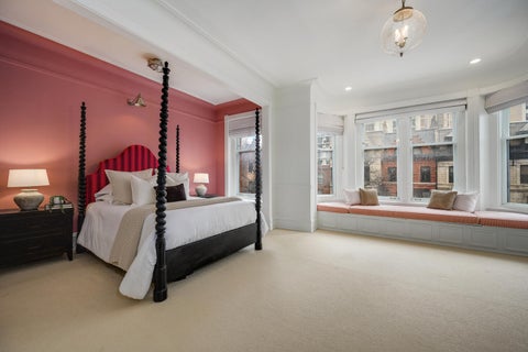 Tiny photo for 75 E ELM Street, Chicago, IL 60611 (MLS # 12553514)