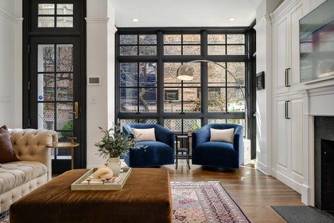 Tiny photo for 75 E ELM Street, Chicago, IL 60611 (MLS # 12553514)