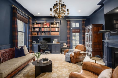 Tiny photo for 75 E ELM Street, Chicago, IL 60611 (MLS # 12553514)