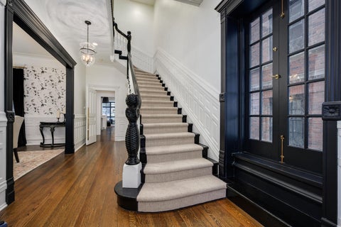 Tiny photo for 75 E ELM Street, Chicago, IL 60611 (MLS # 12553514)