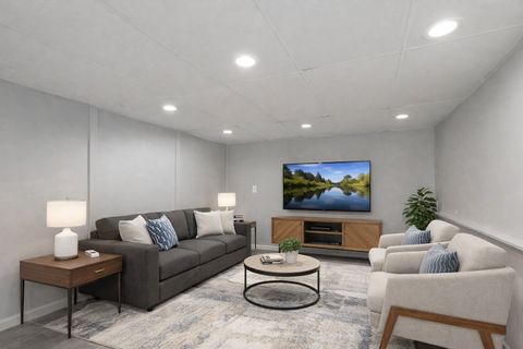 Tiny photo for 426 Greentree Lane, Bolingbrook, IL 60440 (MLS # 12605418)