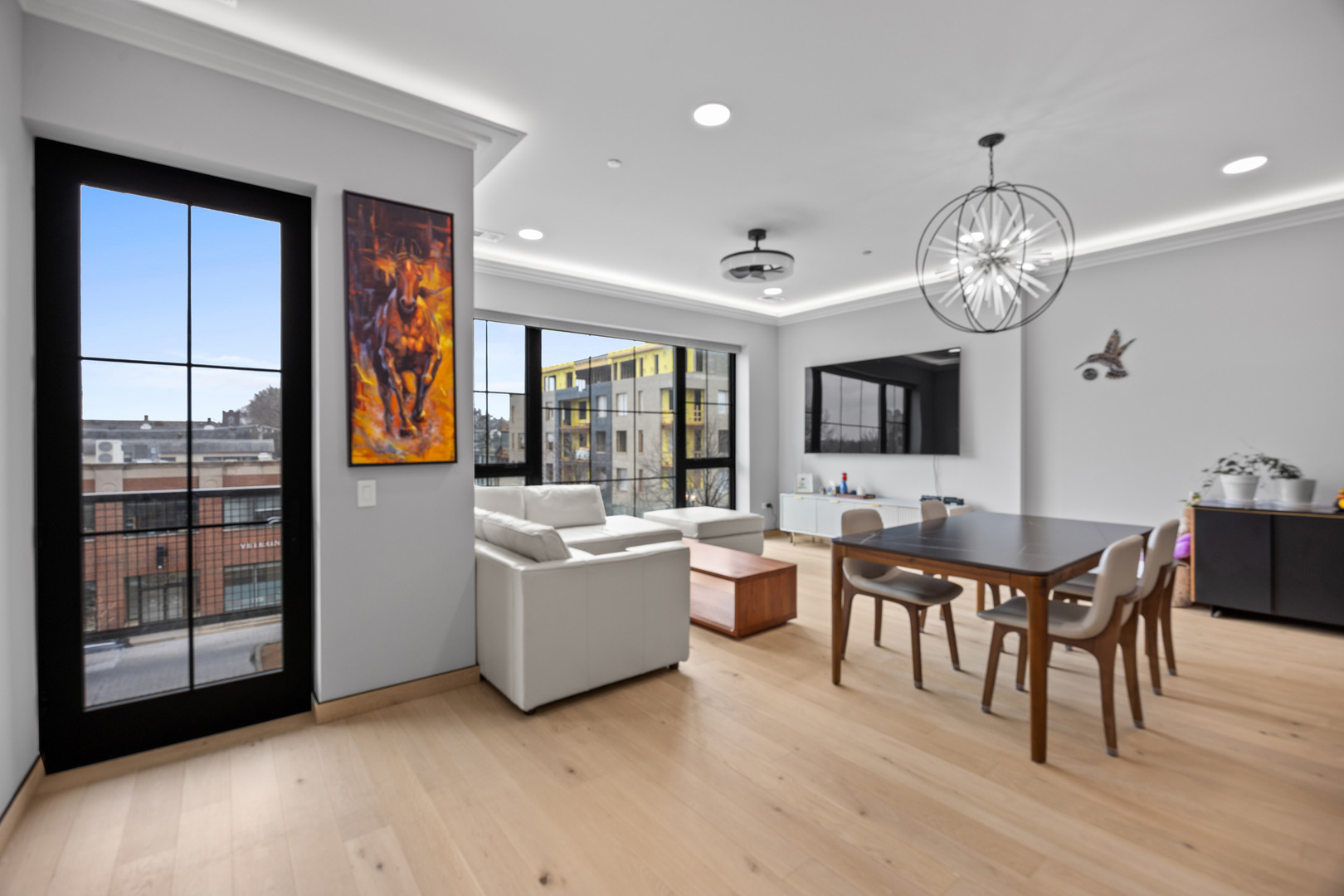 2024 W Irving Park Road 302