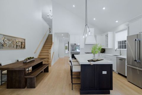 Tiny photo for 567 Hannah Lane, Hinsdale, IL 60521 (MLS # 12555747)