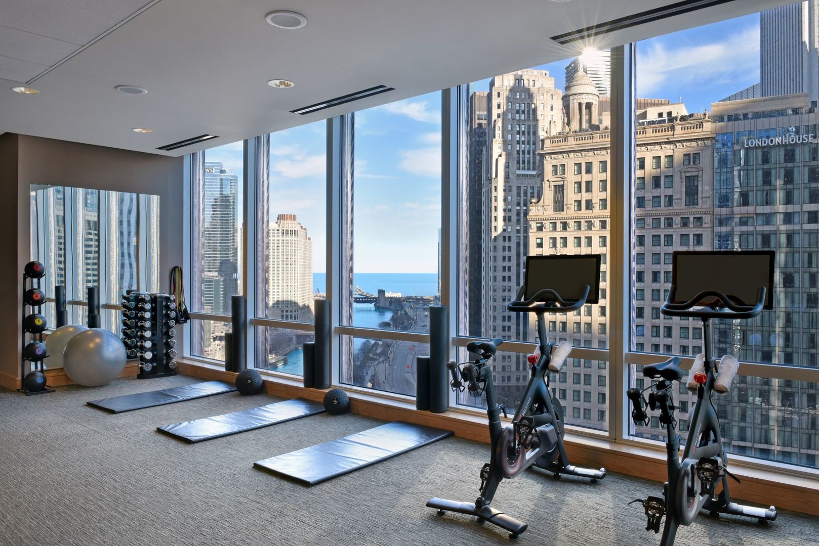 401 N Wabash Avenue 77B