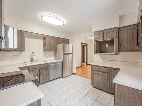 Tiny photo for 9836 W Paxton Drive, Beach Park, IL 60099 (MLS # 12543667)