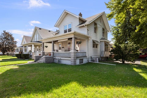 Tiny photo for 504 19th Avenue, Moline, IL 61265 (MLS # 12780263)