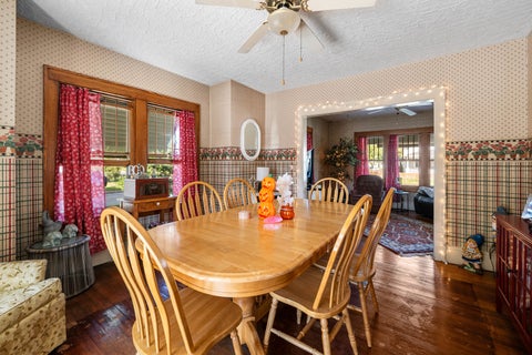Tiny photo for 504 19th Avenue, Moline, IL 61265 (MLS # 12780263)