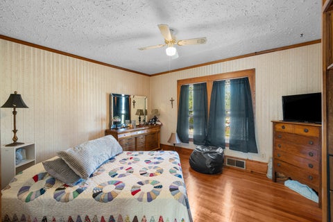 Tiny photo for 504 19th Avenue, Moline, IL 61265 (MLS # 12780263)
