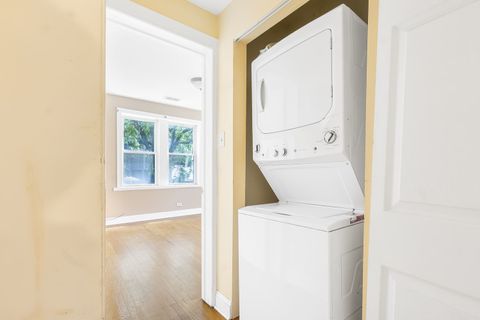 Tiny photo for 1747 W Pratt Boulevard #2N, Chicago, IL 60626 (MLS # 12690662)
