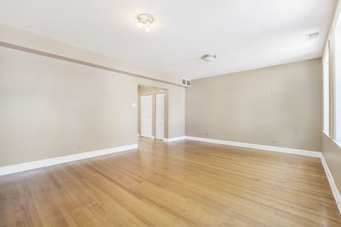 Tiny photo for 1747 W Pratt Boulevard #2N, Chicago, IL 60626 (MLS # 12690662)