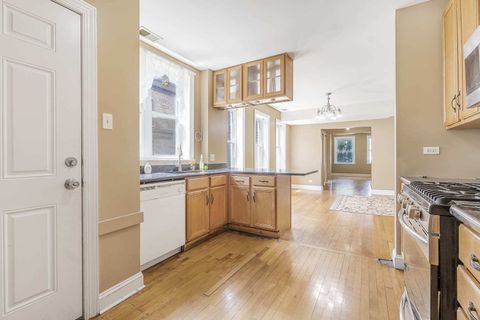 Tiny photo for 1747 W Pratt Boulevard #2N, Chicago, IL 60626 (MLS # 12690662)
