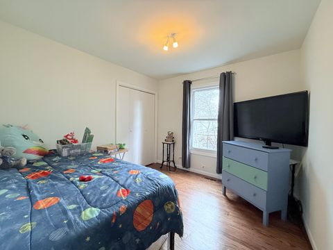 Tiny photo for 28 W Devon Avenue, Glendale Heights, IL 60139 (MLS # 12575678)